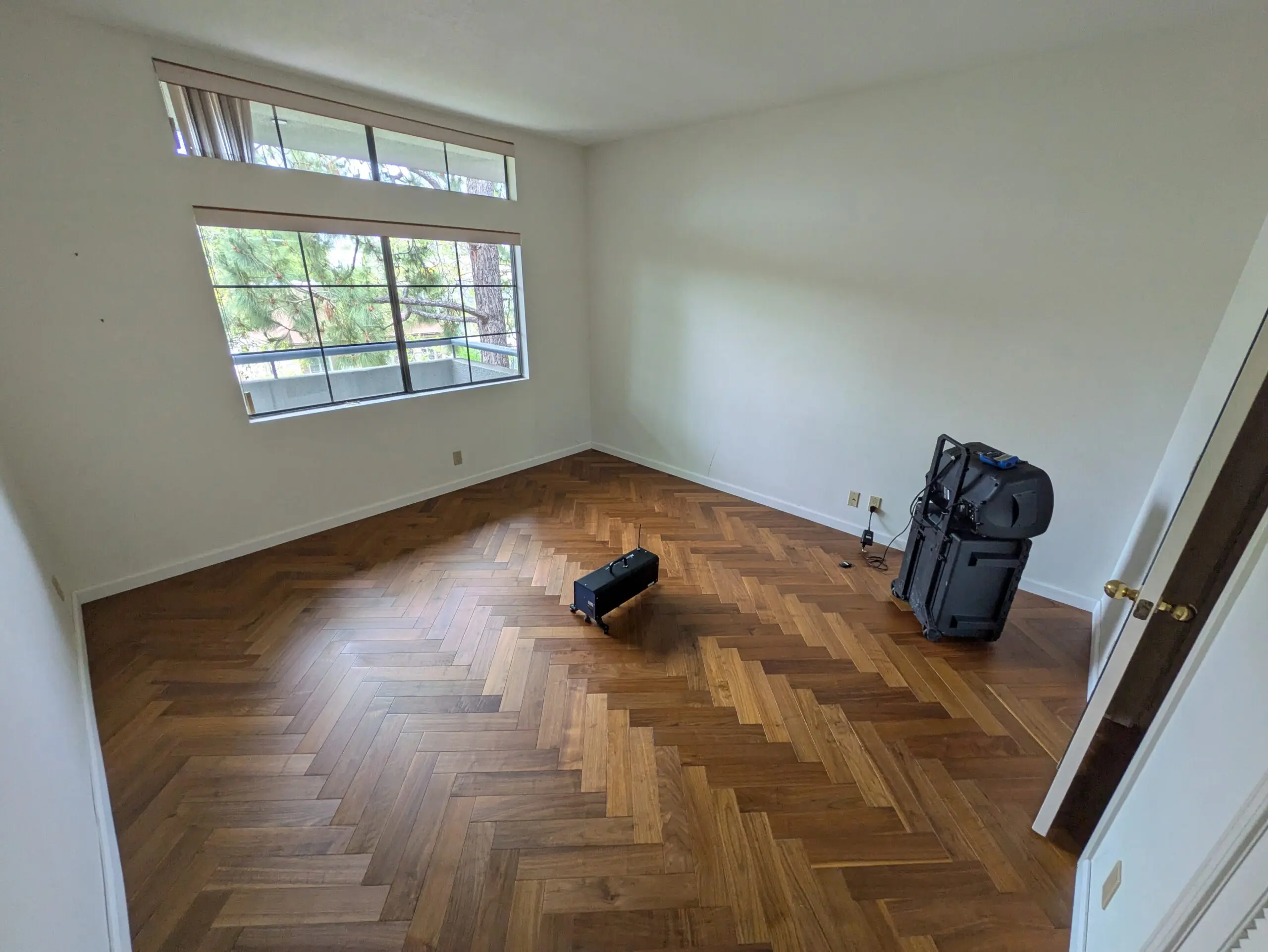 6838c63bc1a9f_Services_Building Acoustics